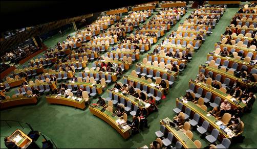 Генассамблея ООН приняла резолюцию по коронавирусу, с которой не согласились США и Израиль