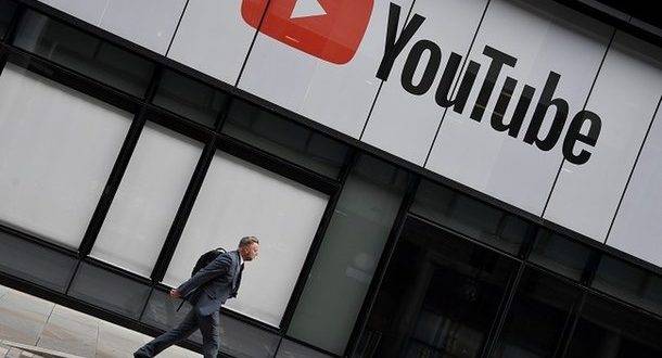 Модератор YouTube потребовала миллионы за видео с каннибалами, убийцами и педофилами