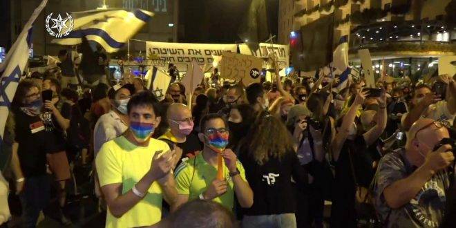 Беспорядки в Иерусалиме, демонстранты солидарны с Нетаниягу, полиция штрафует их десятками и конфискует динамики