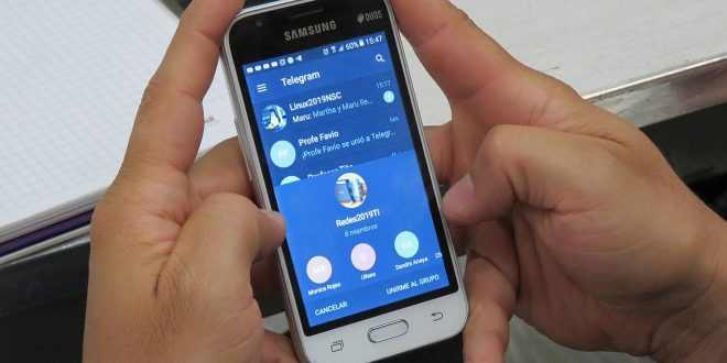 Компания "Эппл" потребовала от "Телеграма" заблокировать каналы с личными данными белорусских силовиков