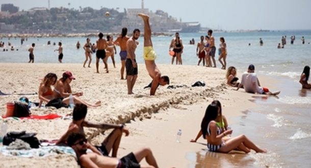 МВД оставил пляжи Израиля открытыми на зиму