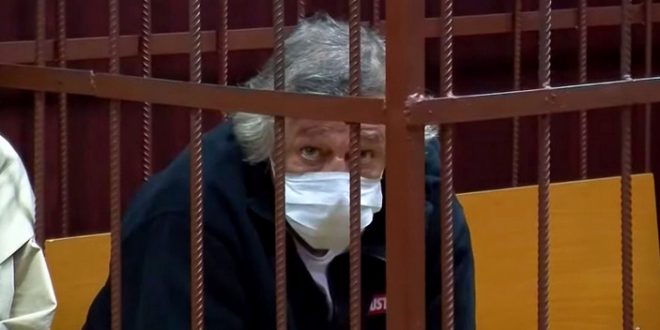 Адвокаты Ефремова попросили для него свободы
