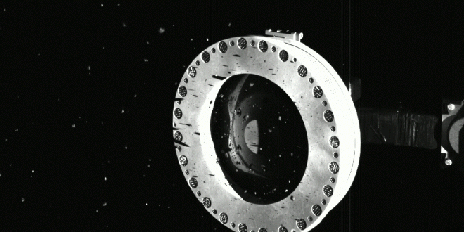 Американский "Осирис" от жадности теряет часть грунта, собранного на астероиде Бенну