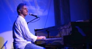 Знаменитый израильский музыкант улетает в Италию – "подальше от израильского хаоса"