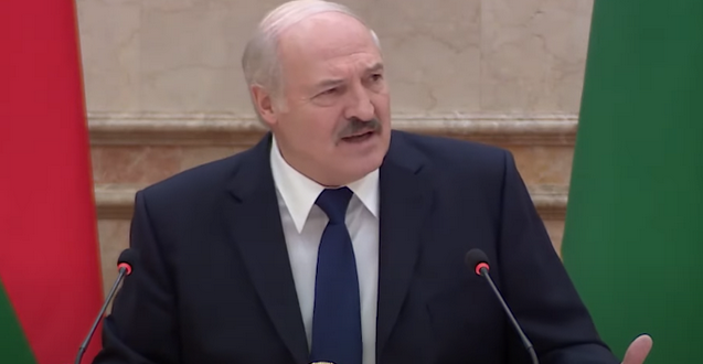 Лукашенко "на излете президентской жизни" поклялся, что будет только так, как "решит народ"