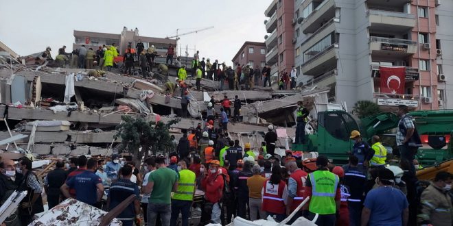 Израиль предложил Турции помощь в спасении пострадавших при землетрясении
