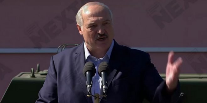 Невыездной Лукашенко гарантировал новые выборы невъездным белорусам с "позеленевшими от валюты глазами"
