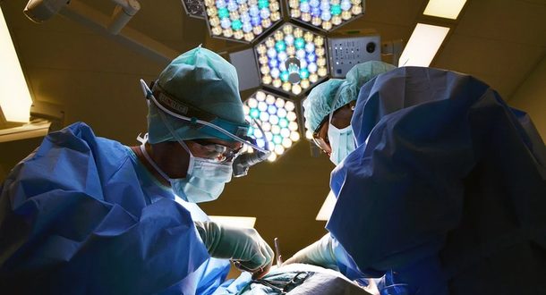 Холон: врачи провели успешную операцию девочке, родившейся с 7 пальцами на ногах