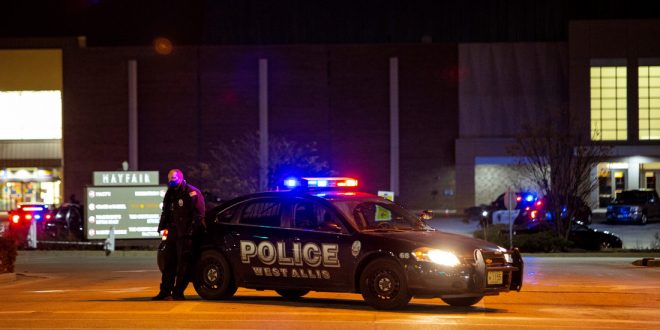 В Висконсине неизвестный обстрелял посетителей торгового центра: есть раненые