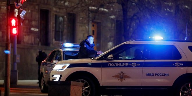 полиция провела операцию по задержанию шантажисток, требовавших два миллиона от знаменитого российского стриптизера