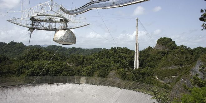 Легендарная обсерватория "Аресибо", искавшая инопланетян, окончательно развалилась